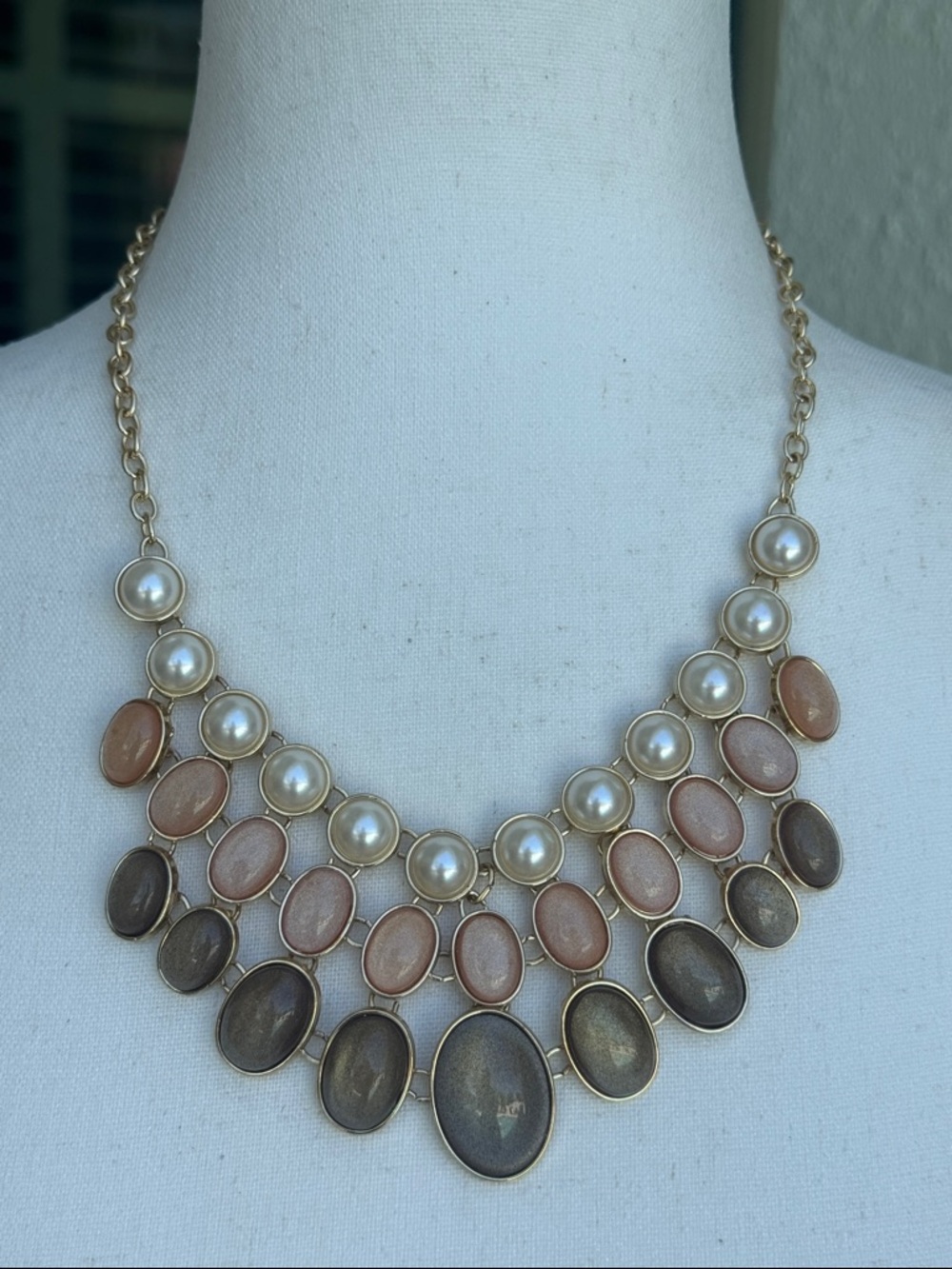 New York and Company statement necklace - NWOT